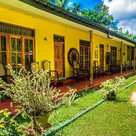 Villa Champagne Tissamaharama Exterior foto